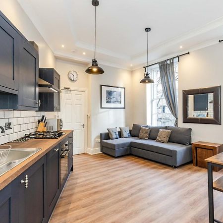 3 BEDROOM EDINBURGH VICTORIAN APARTMENT-6 Beds-Free Street Parking Buitenkant foto