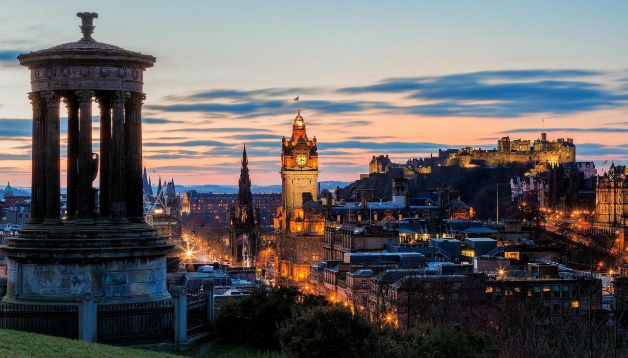 3 BEDROOM EDINBURGH VICTORIAN APARTMENT-6 Beds-Free Street Parking Buitenkant foto